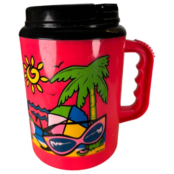 Betras Vintage 2003 Summer Fun Bright Pink 52 Ounce Travel Mug - Picture 5 of 5